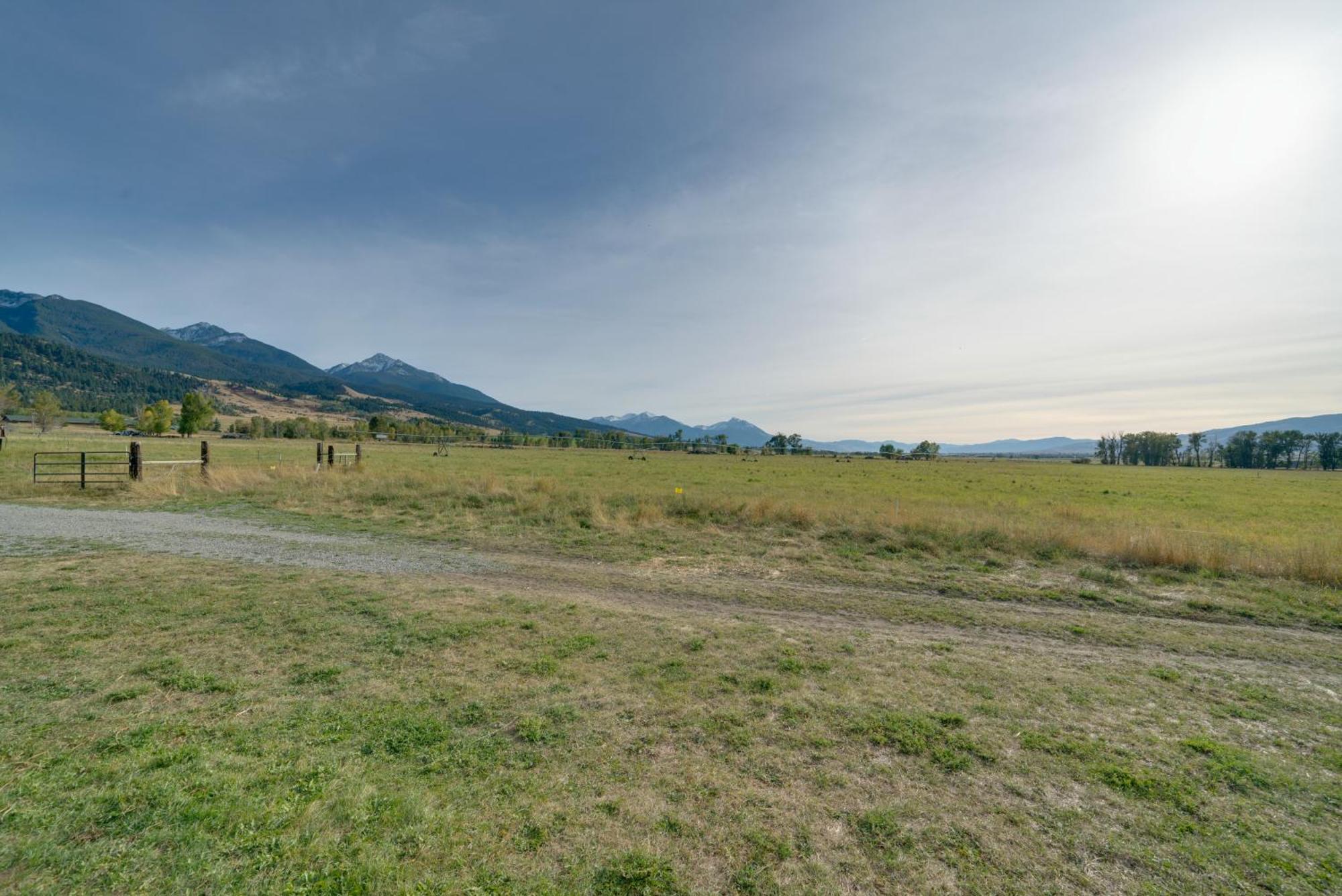 Beautiful Ranch Cottage - 45 Mi To Yellowstone Np! Лівінгстон Екстер'єр фото
